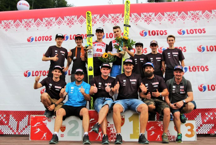 Cała polska kadra B wraz ze sztabem szkoleniowym